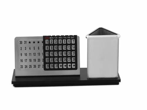 Executive Triangle Table Calendars